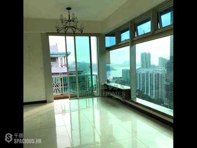 Quarry Bay - Casa 880 02