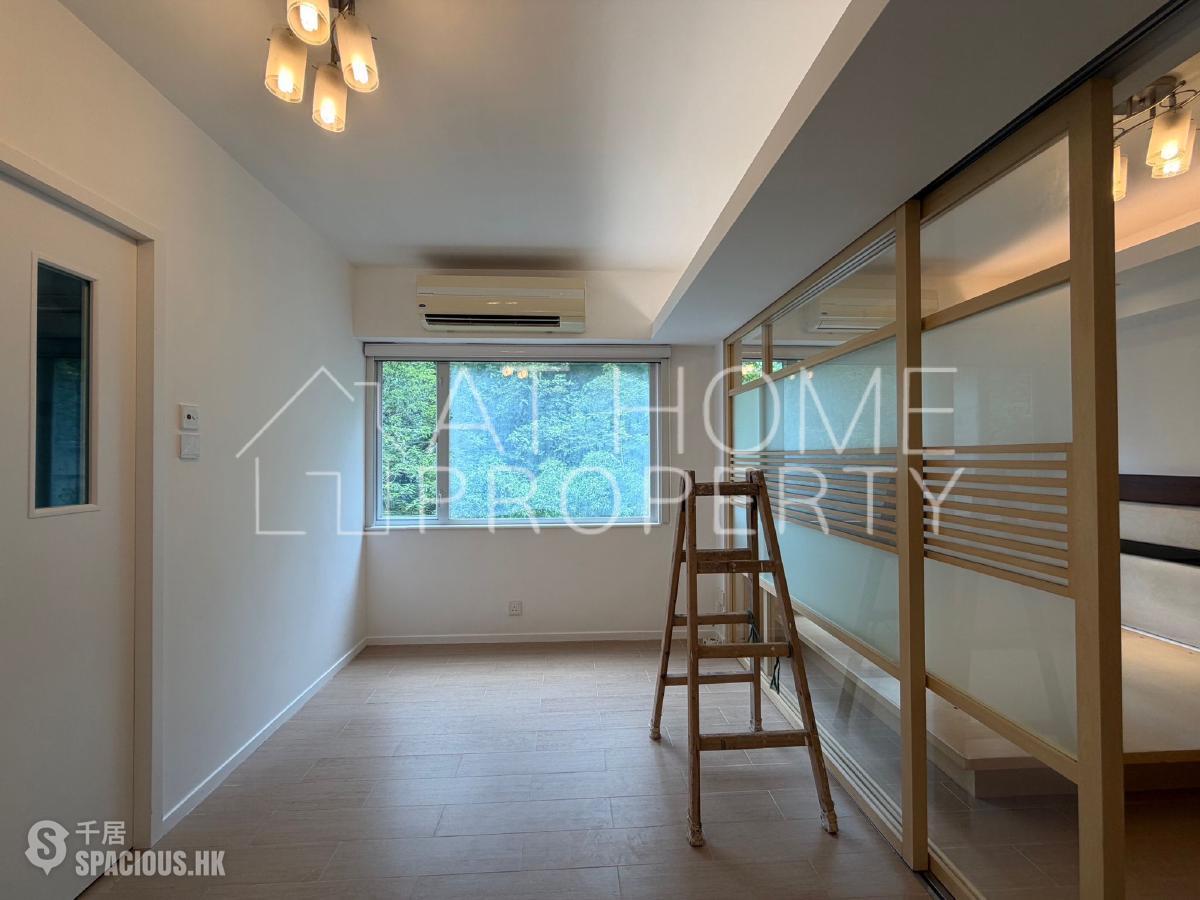 Kennedy Town - Chin Hom Court 01