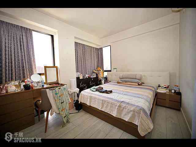 Repulse Bay - South Bay Towers 05