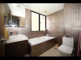 Repulse Bay - South Bay Towers 06