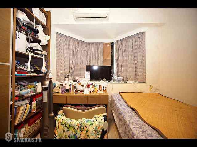 Repulse Bay - South Bay Towers 07
