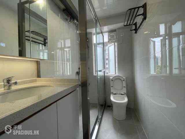 Kennedy Town - New Fortune House 07