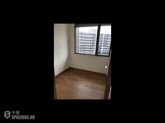 Tseung Kwan O - The Papillons Block 3 02