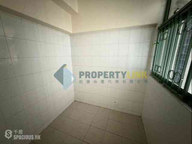 Mid Levels Central - Robinson Place 06