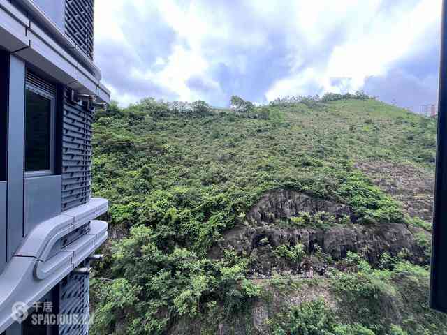 Ap Lei Chau - The Corniche Tower 1 10