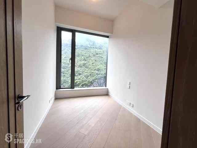 Ap Lei Chau - The Corniche Tower 1 16