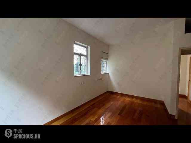 Mid Levels West - Skyline Mansion Block 1 12