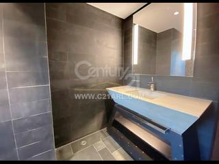 Repulse Bay - The Lily 10