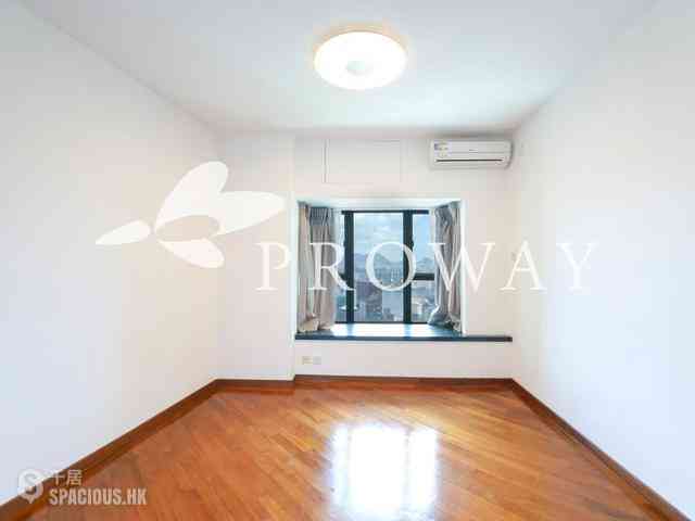 Mid Levels West - 80 Robinson Road 05