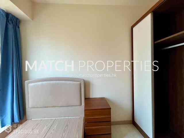Sai Ying Pun - King's Hill 04