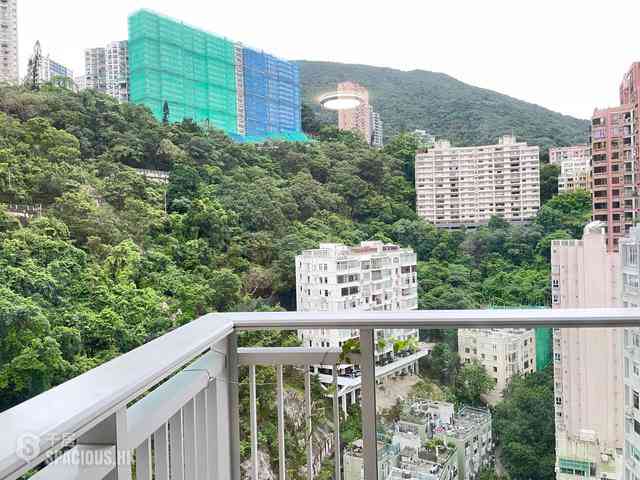 Happy Valley - The Altitude 01