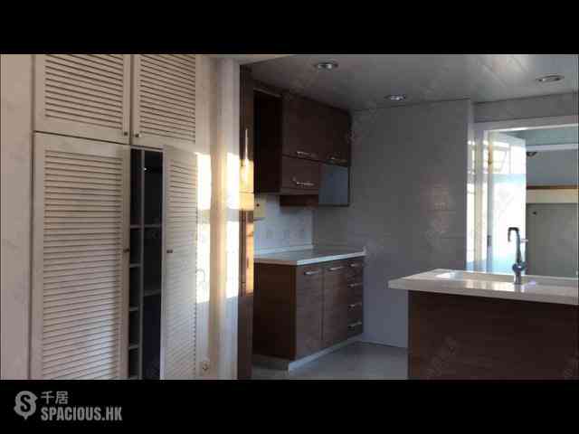 Mid Levels West - Lyttelton Garden Block 2 02
