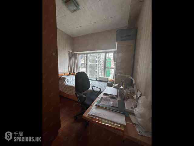 Sai Ying Pun - Lechler Court 04