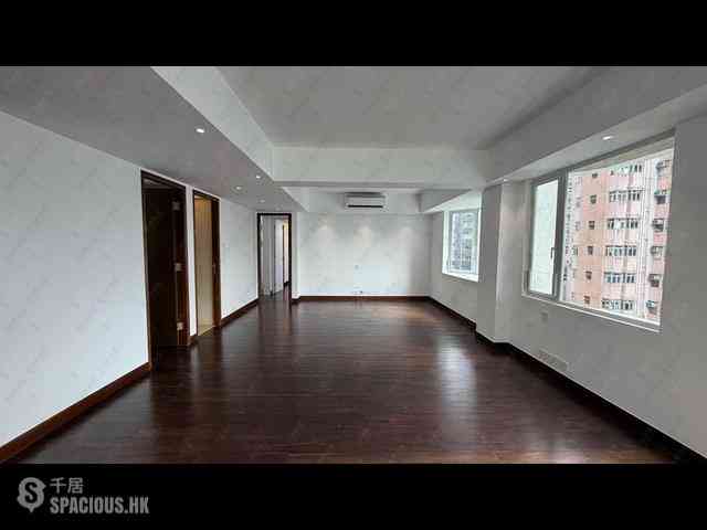 Central - Botanical Court 03