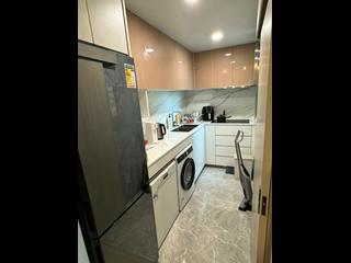 Tung Chung - Coastal Skyline Phase 3 La Rossa Block B (Block 8) 03