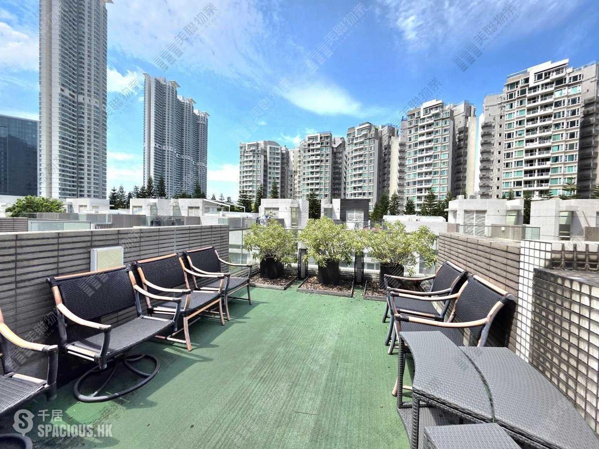 Tung Chung - Coastal Skyline Phase 2 Le Bleu 01
