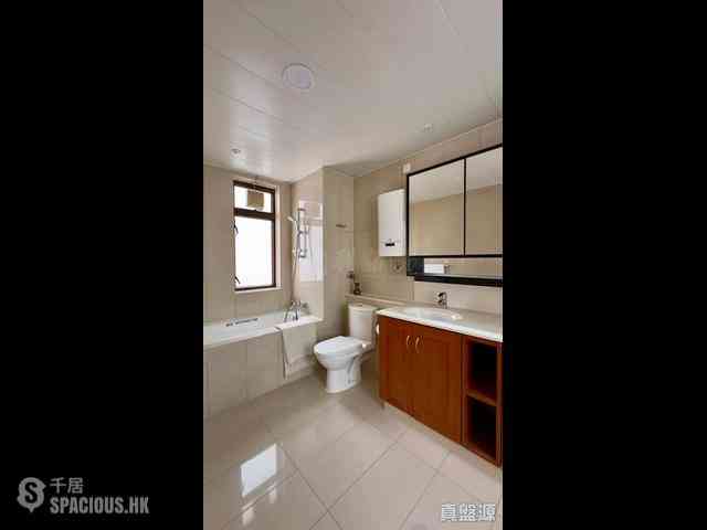Mid Levels East - Bamboo Grove 06