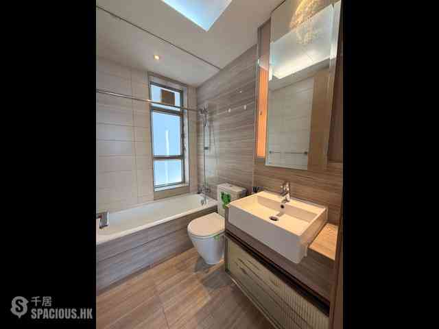 Sai Ying Pun - Island Crest 15