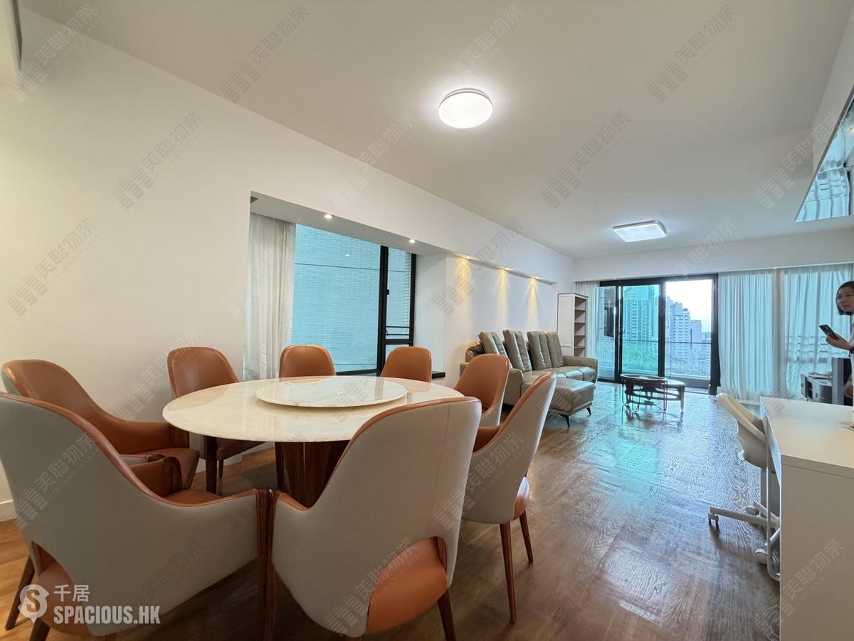 Mid Levels Central - 11, Macdonnell Road 01