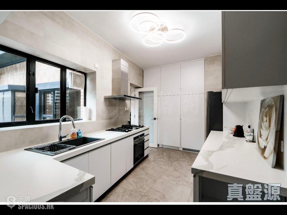 Repulse Bay - Ruby Court 01