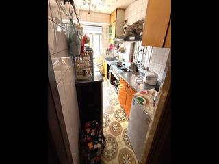 Mong Kok - Lisa House 07