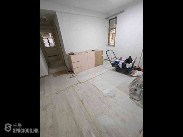 Fortress Hill - Kwong Chiu Terrace Block B 03