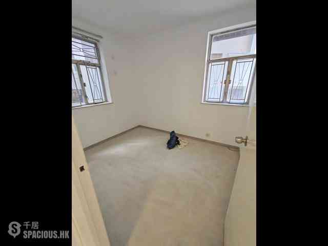 Fortress Hill - Kwong Chiu Terrace Block B 06