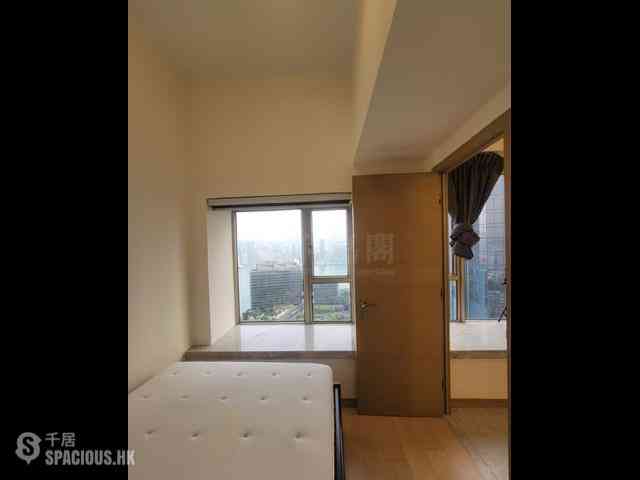 Tsim Sha Tsui - Harbour Pinnacle 05