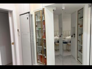 Wan Chai - Convention Plaza Apartments 05