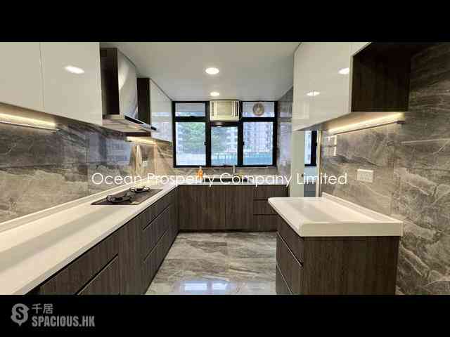 Mid Levels Central - Clovelly Court 10