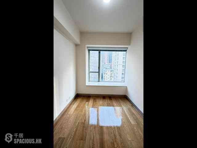 Sai Ying Pun - Island Crest 06