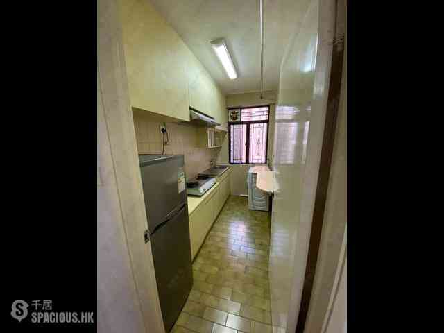 Sai Ying Pun - Wing Cheung Court 05