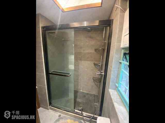 Mid Levels Central - Goldwin Heights 02