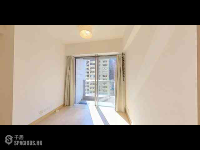Sai Ying Pun - Island Crest Block 2 01