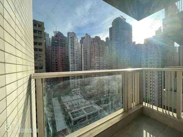 Sai Ying Pun - Island Crest Block 2 03