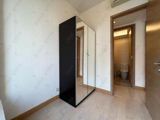 Sai Ying Pun - Island Crest Block 2 05