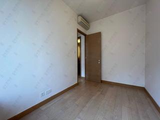 Sai Ying Pun - Island Crest Block 2 06