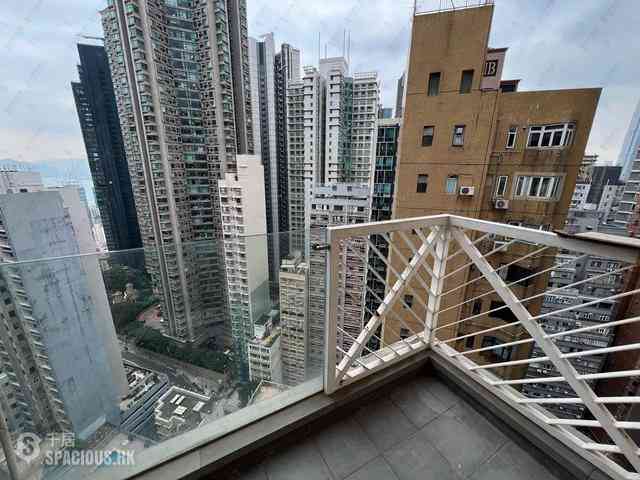 Mid Levels Central - The Icon 03