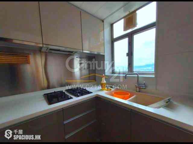 Sai Ying Pun - Island Crest 06