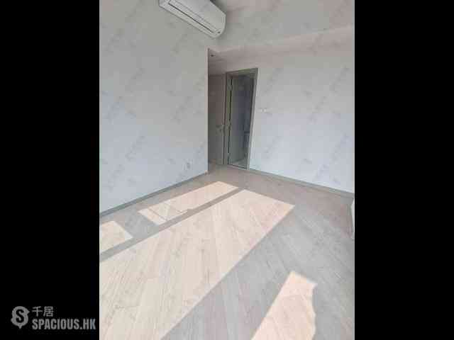 Wong Chuk Hang - The Southside Phase 1 Southland Tower 1A 07