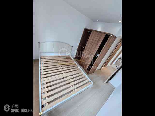 Mid Levels West - Wilton Place 08