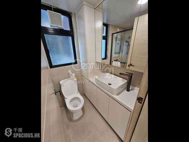 Mid Levels West - Wilton Place 09