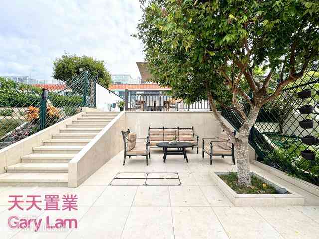 Clear Water Bay - Twin Bay Villas 02