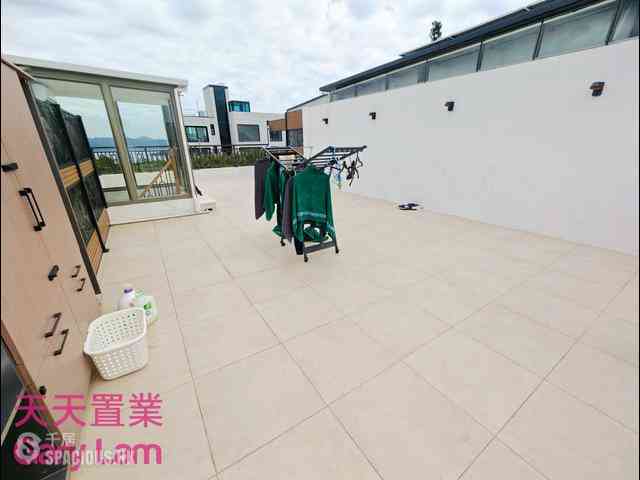 Clear Water Bay - Twin Bay Villas 11