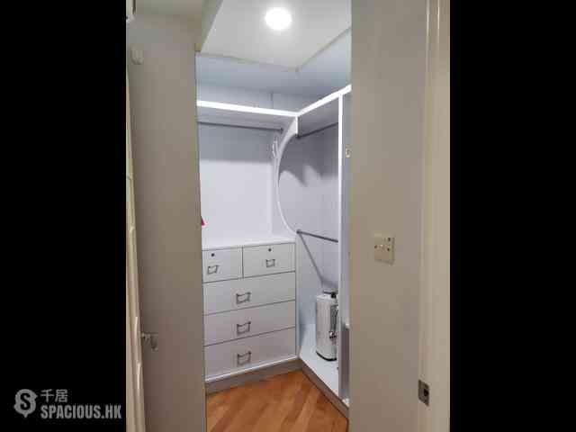 Hung Hom - Royal Peninsula Block 2 04