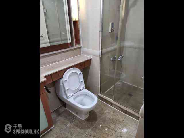 Hung Hom - Royal Peninsula Block 2 07