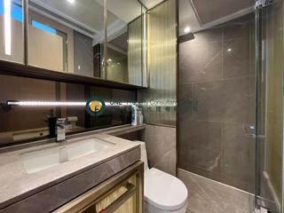 Sai Ying Pun - King's Hill 05