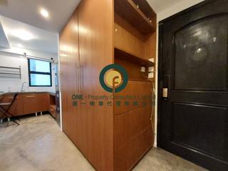 Sai Ying Pun - Sun Luen Building 05