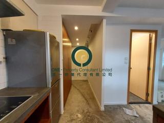Sai Ying Pun - Sun Luen Building 06