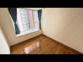 Soho - Centrestage 03